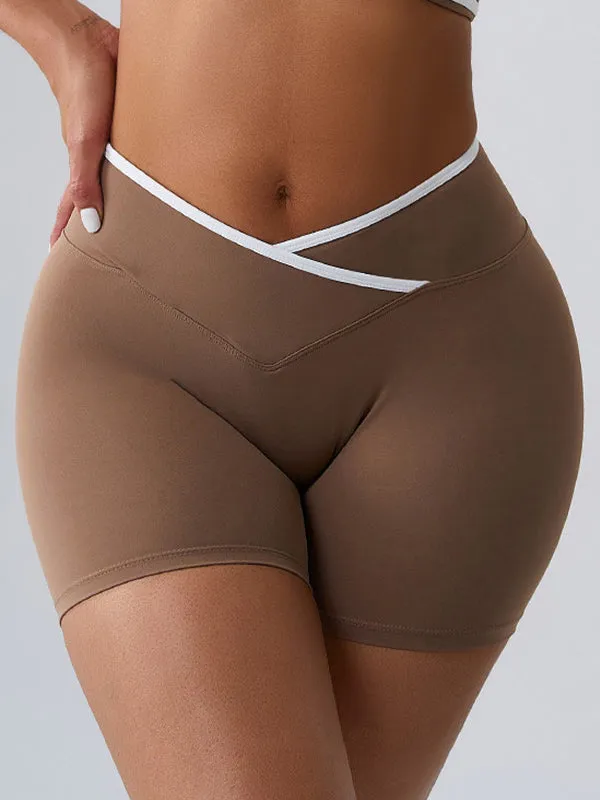 ZASUWA Female Push Up Design V-shaped Waist Contrast Color Shorts